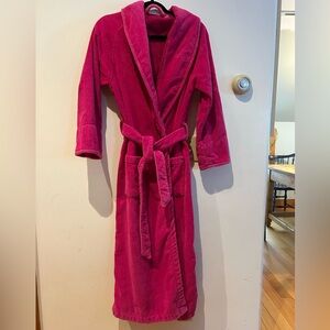 TJ Lawfird Terry Robe Women’s Size Medium 100% Cotton Turkish Hot Pink Belted